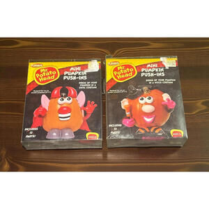 2013 PLAYSKOOL Mr. Potato Head 12 pc Pumpkin Witch Push-ins. & Devil Costume Set